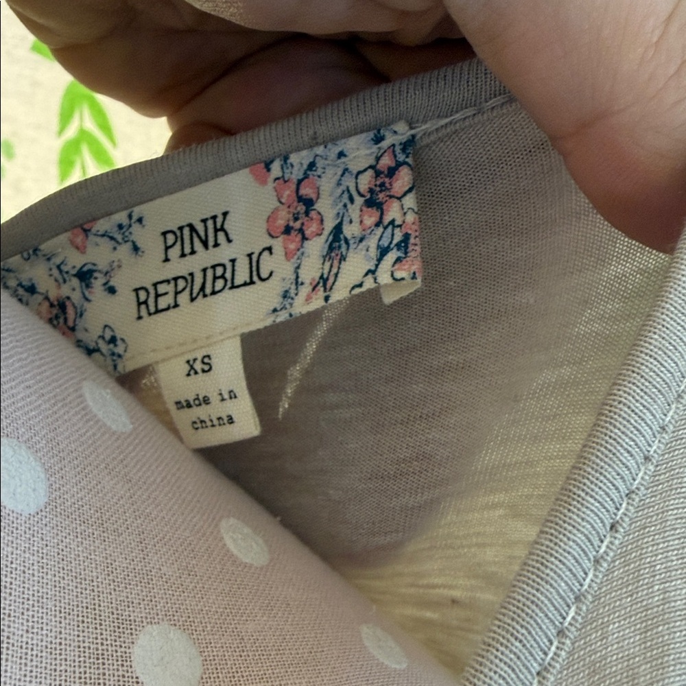 Pink Republic Beige Ruffle Tank Top C2 - Picture 2 of 5